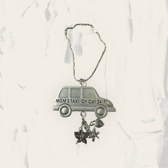 Keychain Charm Silver Tone Mom's Taxi On Call 24/7 Rearview Mirror Car Gift - Picture 1 of 2